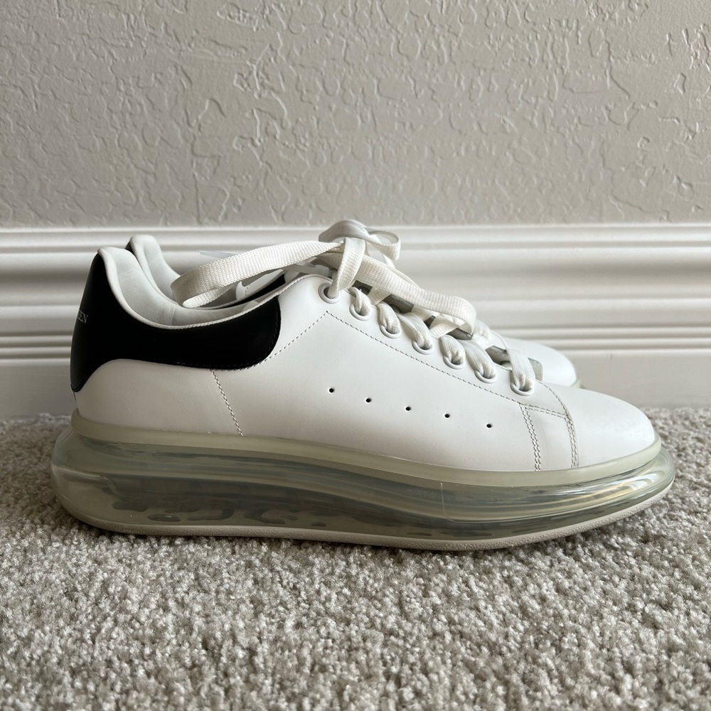 ALEXANDER MCQUEEN OVERSIZED SNEAKER
